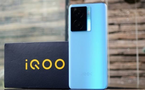 Update Harga Terbaru Vivo Iqoo Z X G Dibekali Baterai Mah