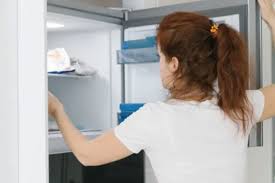 3 Tanda dan Cara Mengatasi Freezer yang Terlalu Dingin