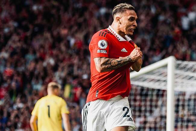 Babak Pertama, Manchester United Unggul 1-0 atas Arsenal, Ada Gol Dianulir VAR