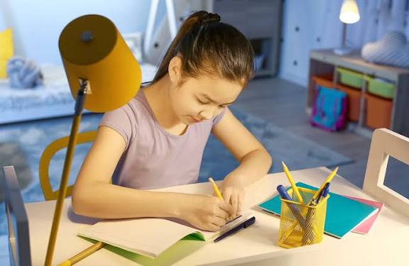 5 Tips Menentukan Target Belajar Harian yang Realistis dan Efektif