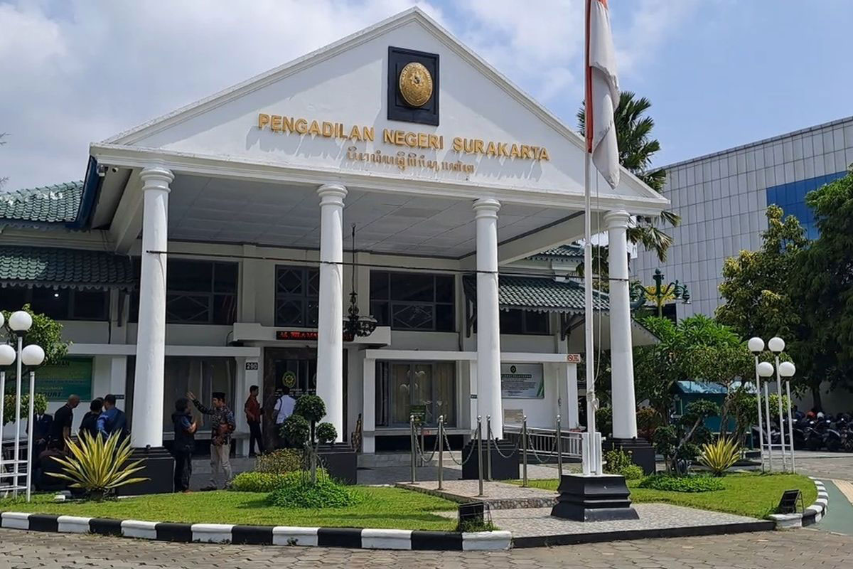 PN Surakarta Gelar Sidang Perdana Dugaan Ijazah Palsu Jokowi, SMAN 6 Siapkan Bukti
