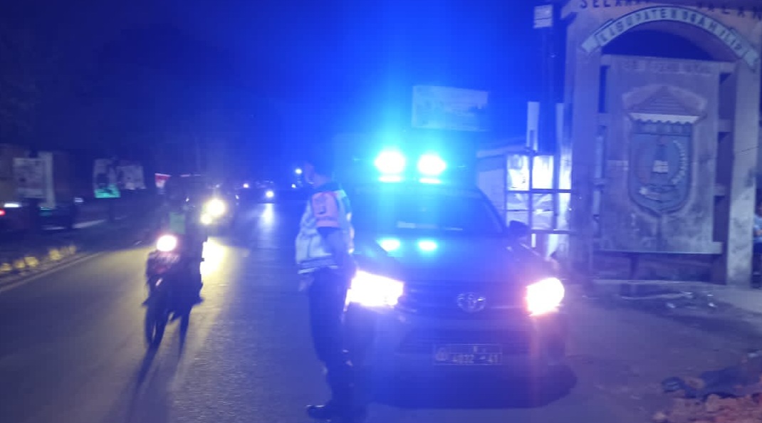 Polsek Pemulutan  Tingkatkan Patroli Malam Jaga Kamtibmas Tetap Kondusif