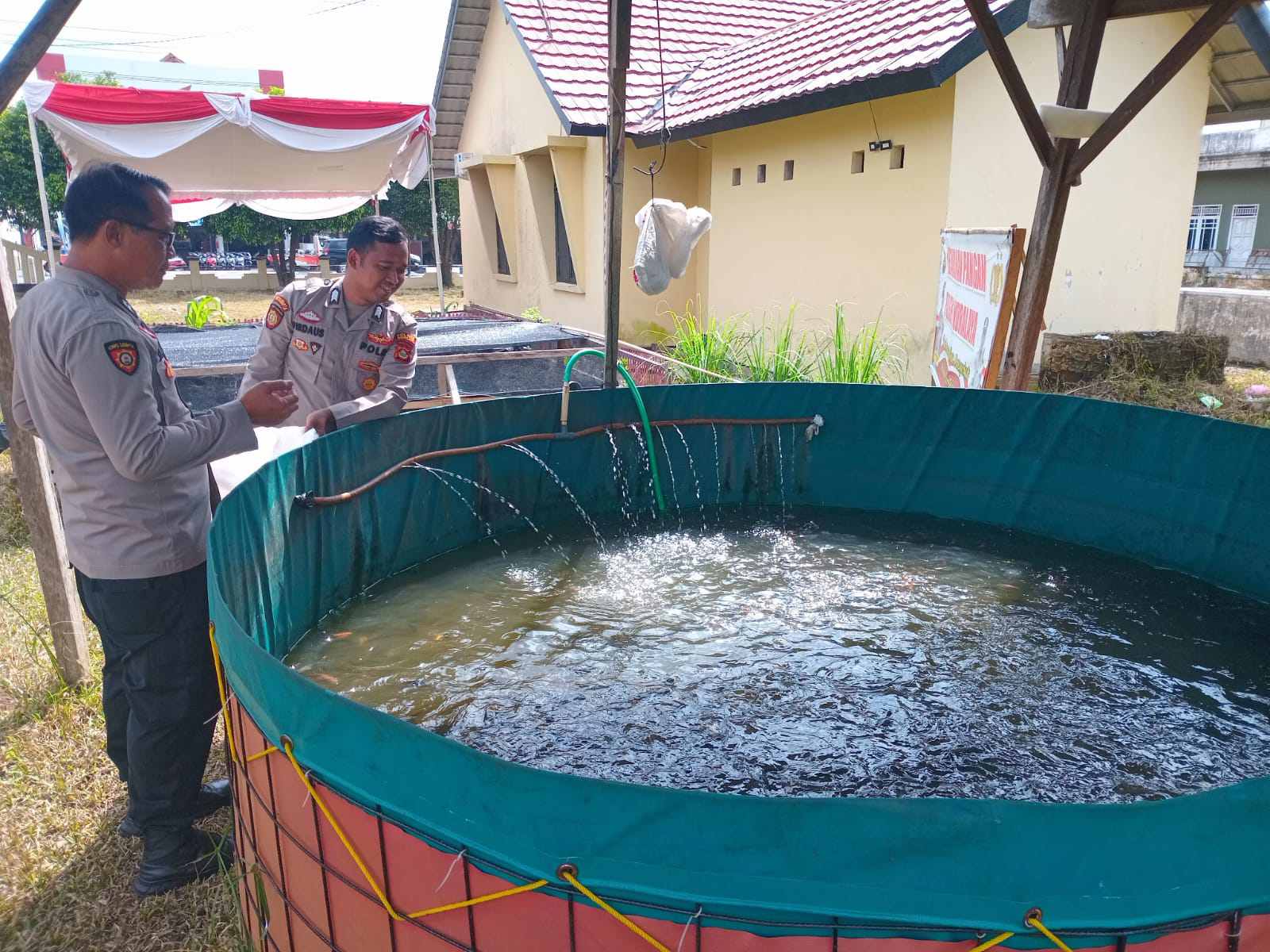 Polsek Indralaya Budidayakan Ikan, Dukung KPN