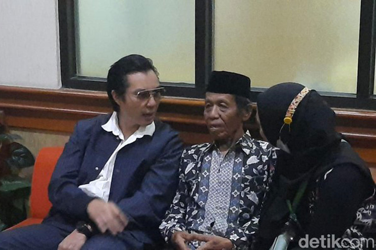 Hadiri Sidang Perdana Gugatan Cerai, Baim Wong Minta Doa Terbaik