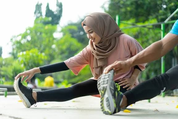 Tetap Bugar! Inilah 8 Manfaat Olahraga Saat Puasa 
