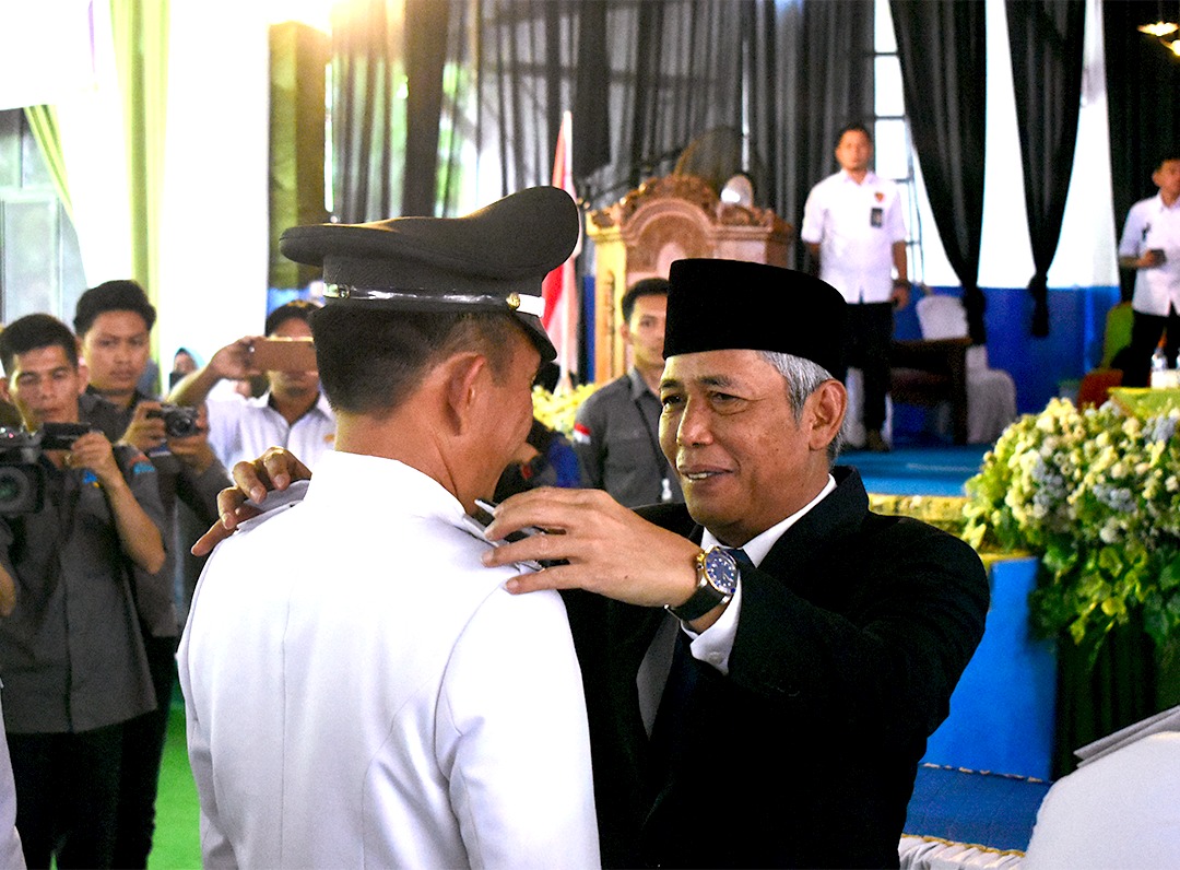 Lantik Kades Terpilih, Bupati OKI Ingatkan Jaga Amanah dan Tanggungjawab 