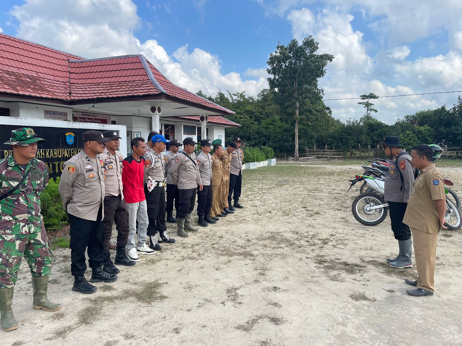 Curah Hujan Rendah, Forkopimca Cengal Patroli Daerah Rawan Karhutla 