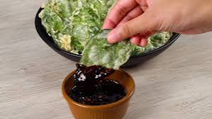 Resep Membuat Keripik Bayam Gurih, Renyah dan Tahan Lama