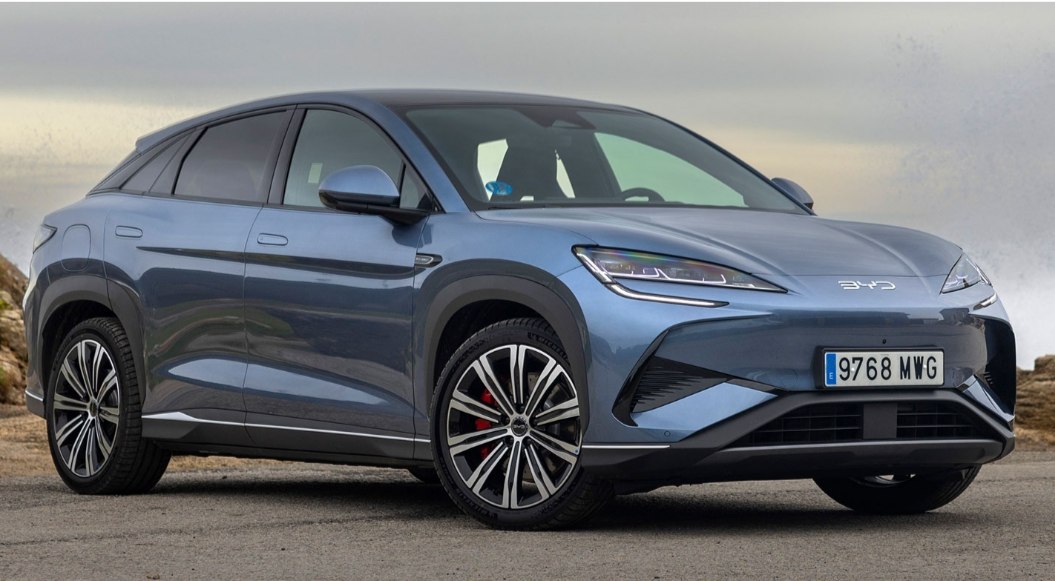 Mobil Listrik BYD Sealion 7 : Desain Futuristik dengan Performa Tinggi