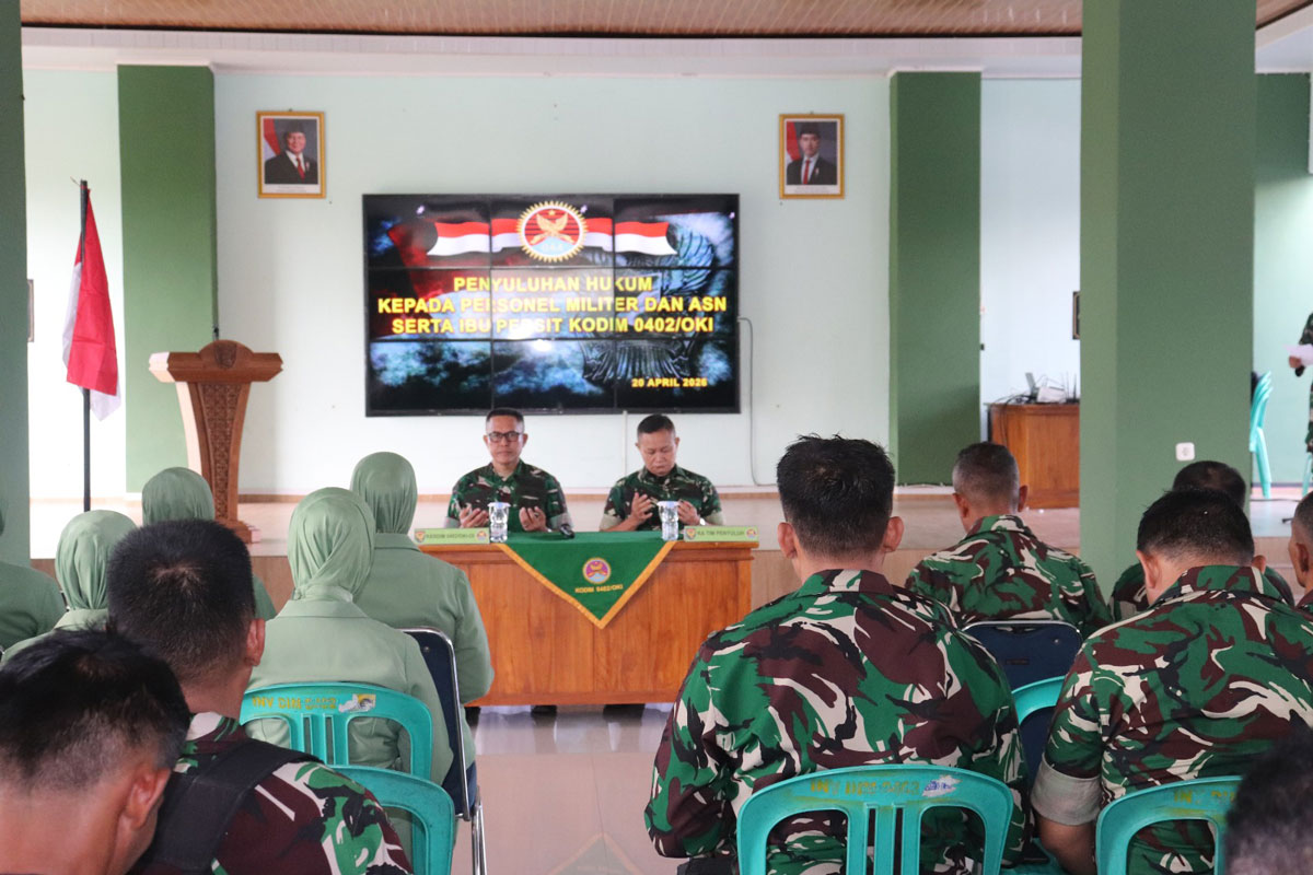 Prajurit TNI-ASN OKI Ikuti Penyuluhan Hukum