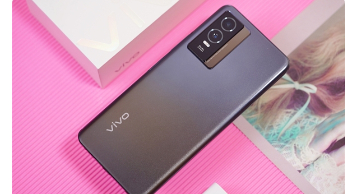 Spesifikasi Vivo Y76s 5G, Salah Satu Hp Mid Range dengan Kamera Terbaik 