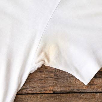 4 Tips Mudah Menghilangkan Noda Kuning di Area Ketiak pada Baju secara Efektif