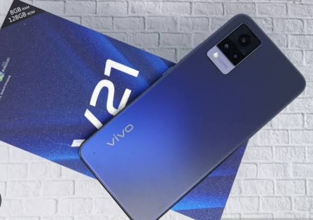 Vivo V21, Hp Kelas Menengah yang Worth It Digunakan Dalam Jangka Panjang 