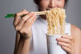 Simak! 3 Makanan ini Tidak Boleh Dikonsumsi dengan Mi Instan