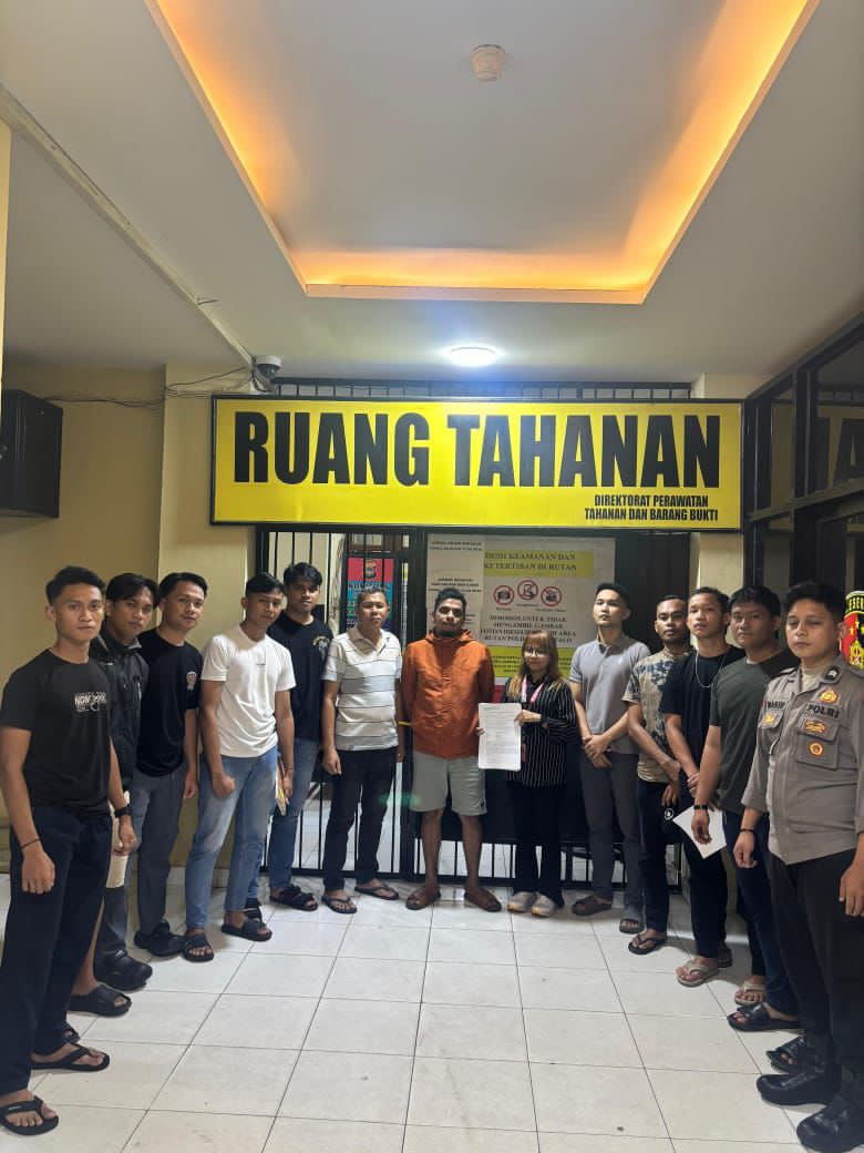 Sesumbar Siapa  Berani Menangkap, Eh Akhir BOS Tambang  Emas Nyerah  Setelah Buron  5 Bulan,