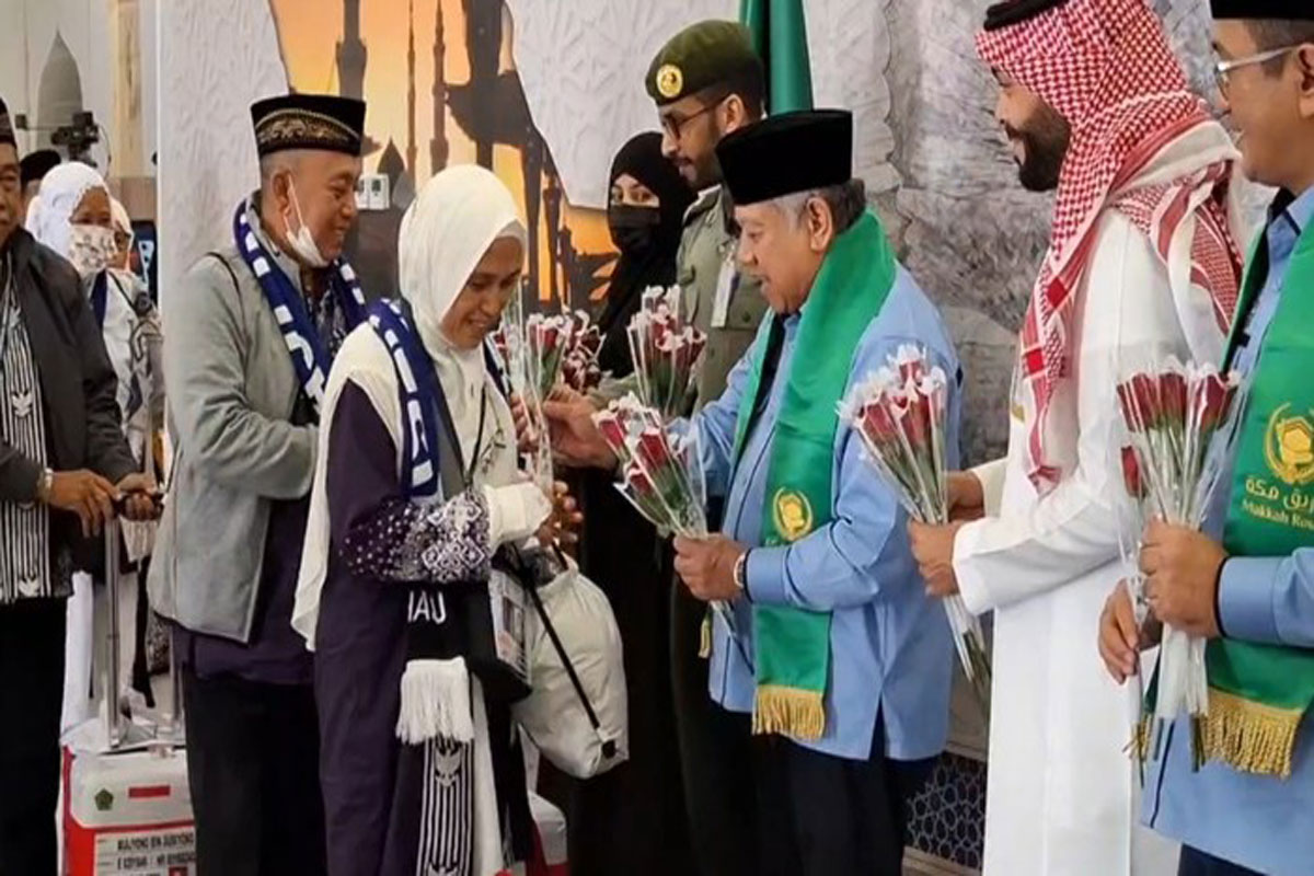 JCH Gelombang Pertama Tiba di Madinah, Dubes RI Ikut Menyambut