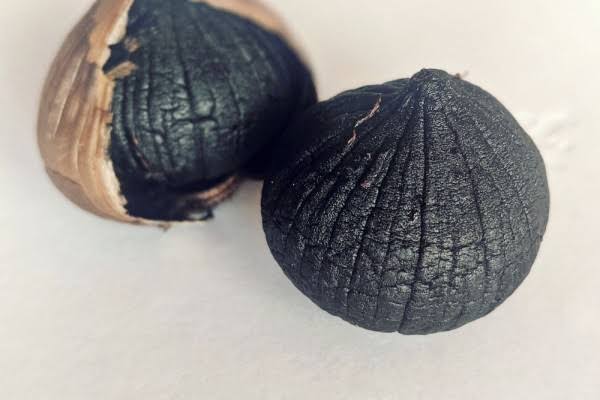 6 Manfaat Black Garlic yang Mungkin Belum Anda Ketahui