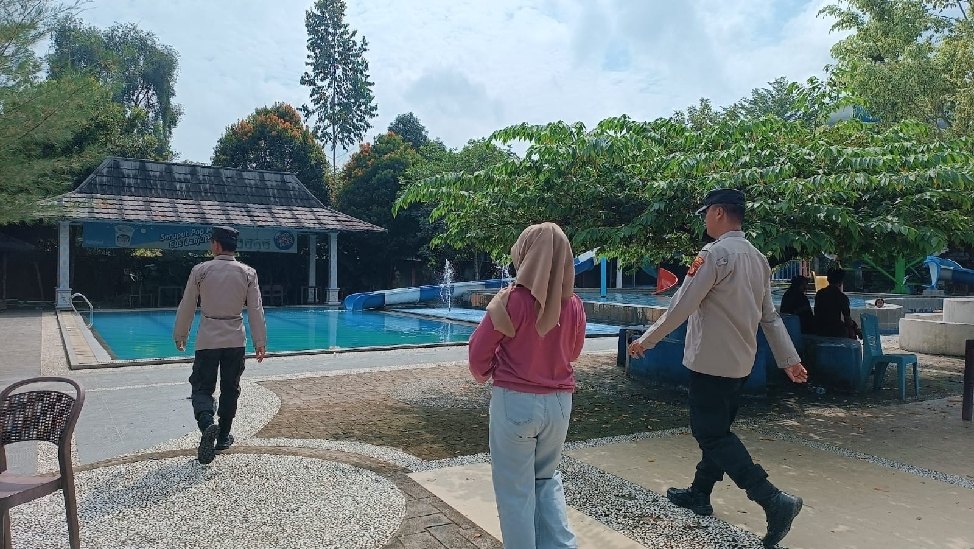 Libur Cuti Bersama,  Polsek Tanjung Batu  Lakukan  Pengamanan  Obyek Wisata 
