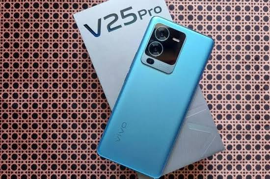 Harga Vivo V25 Pro 5G Terjun Bebas! Smartphone RAM 12 GB dengan Chipset Bertenaga