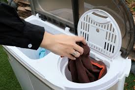 Ini Tips Simple Agar Mesin Cuci Tetap Stabil dan Tidak Bergetar Saat Mengeringkan