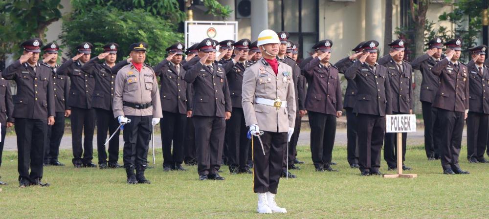 Di Ogan Ilir, HUT Bhayangkara Di Gelar Upacara, Tasyakuran dan Potong Tumpeng