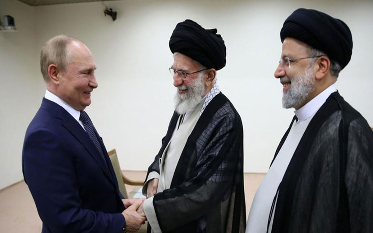 Diserang AS, Menlu Iran Terbang  ke Moskow Temui Putin