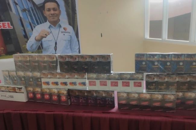 Subdit Indagsi Ditreskrimsus Polda Sumsel Gagalkan Peredaran Ratusan Ribu Batang Rokok Ilegal