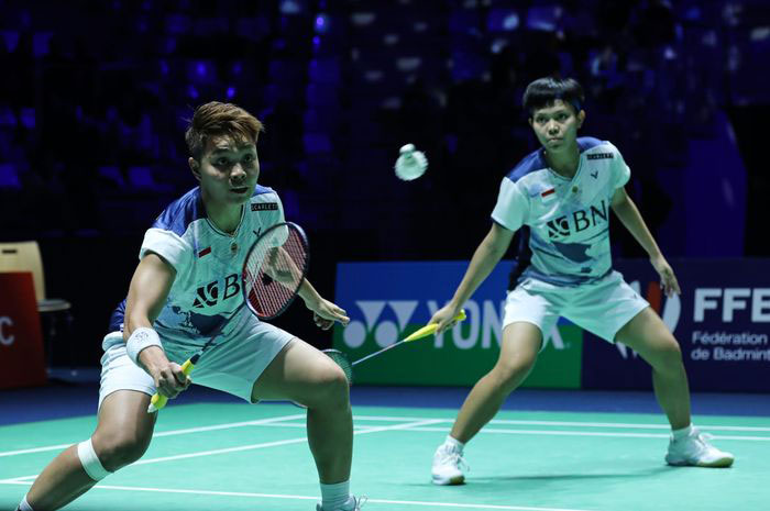 Cedera, Apriyani Rahayu/Siti Fadia Harus Retired di Final Hylo Open 2023, Gim Pertama Unggul  