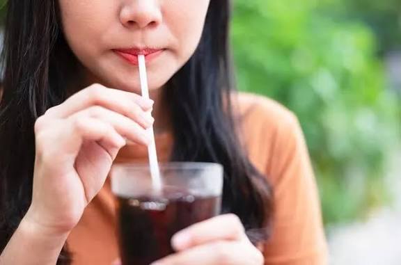 Apakah Benar Minum Teh Setelah Makan Berisiko? Simak Disini! 