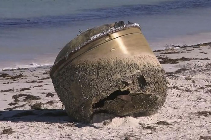 Benda Asing Terdampar di Pantai Australia, Kepolisian Langsung Keluarkan Himbauan