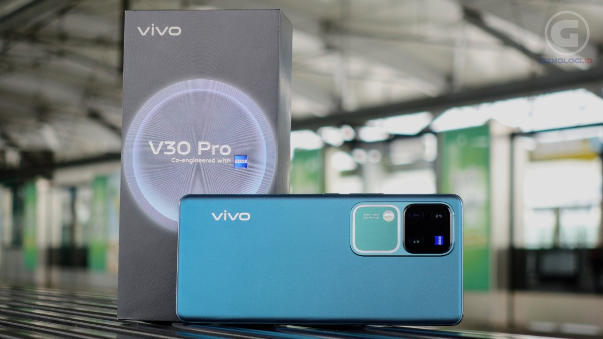 Vivo V30 Pro, Jadi Pilihan HP yang Punya Kamera Canggih Dibalut Kolaborasi ZEISS 