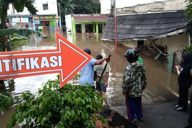 Update: Tiga Tewas Tertimpa Tembok MTSn 19, Kapolres: Belum Ada Laporan Orang yang Hilang 