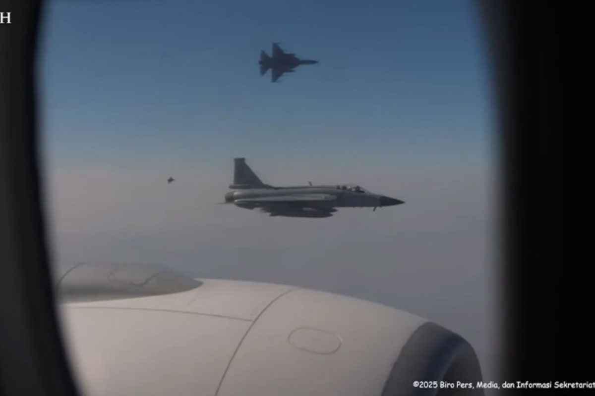Tiba di Wilayah Udara Pakistan, Pesawat Kepresidenan Prabowo Dikawal 6 Jet Tempur 