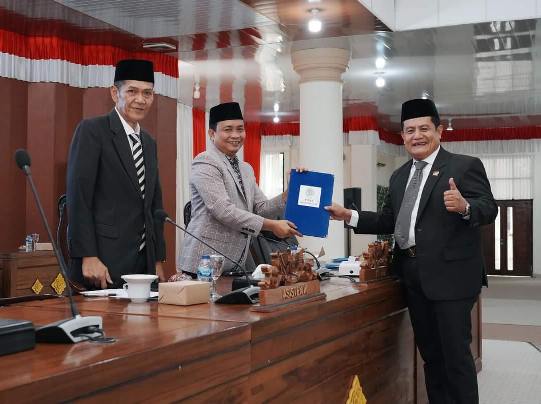 DPRD Bahas Penetapan Perda Kabupaten Ogan Ilir Tahun 2024.