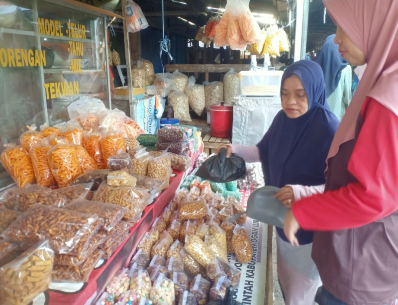 Idul Adha, Kue Kering Banjiri Pasar di Ogan Ilir 