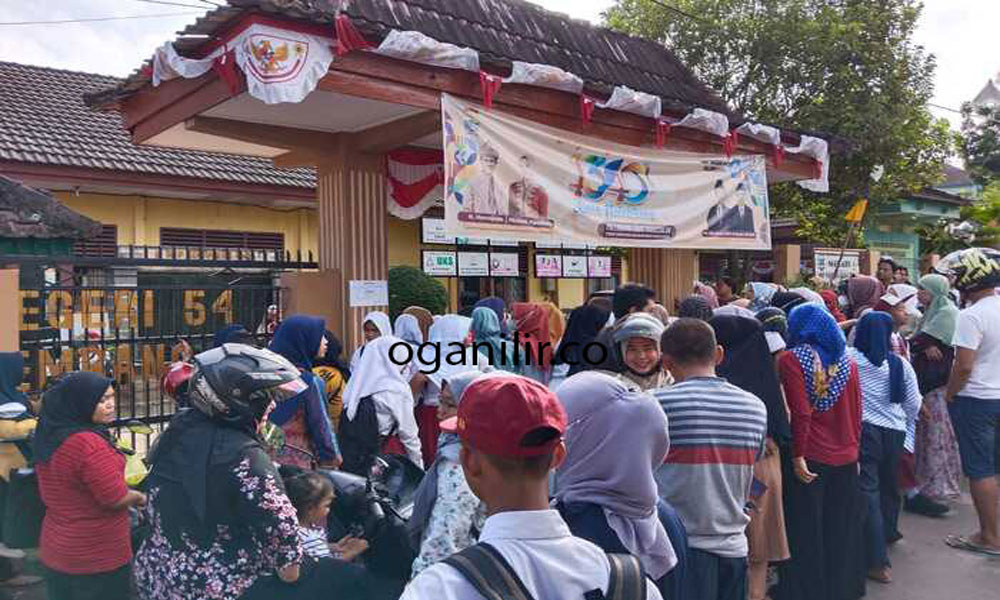 Tok Tok... Pemerintah Putuskan Sekolah Tetap Belajar Tatap Muka