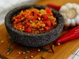 Begini Cara Mudah Membuat Sambal Bawang agar Tak Mudah Basi