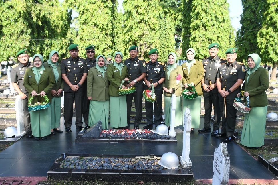 Danrem 044/Gapo : Jasa Pahlawan Tidak Akan Pernah Terlupakan Dan Menjadi Teladan Bagi Kita Semua