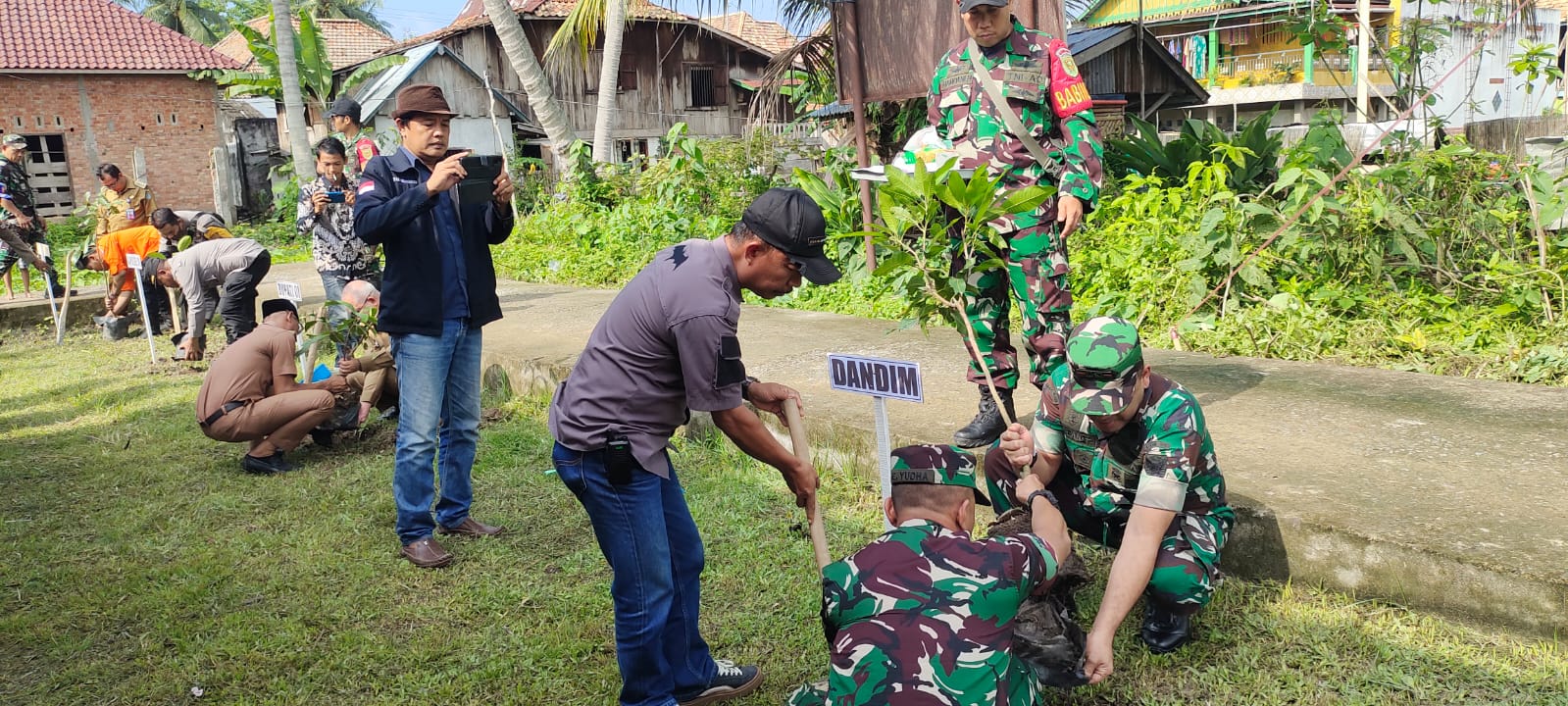 Manunggal Air Wujud Nyata Kehadiran TNI AD Di Tengah Masyarakat