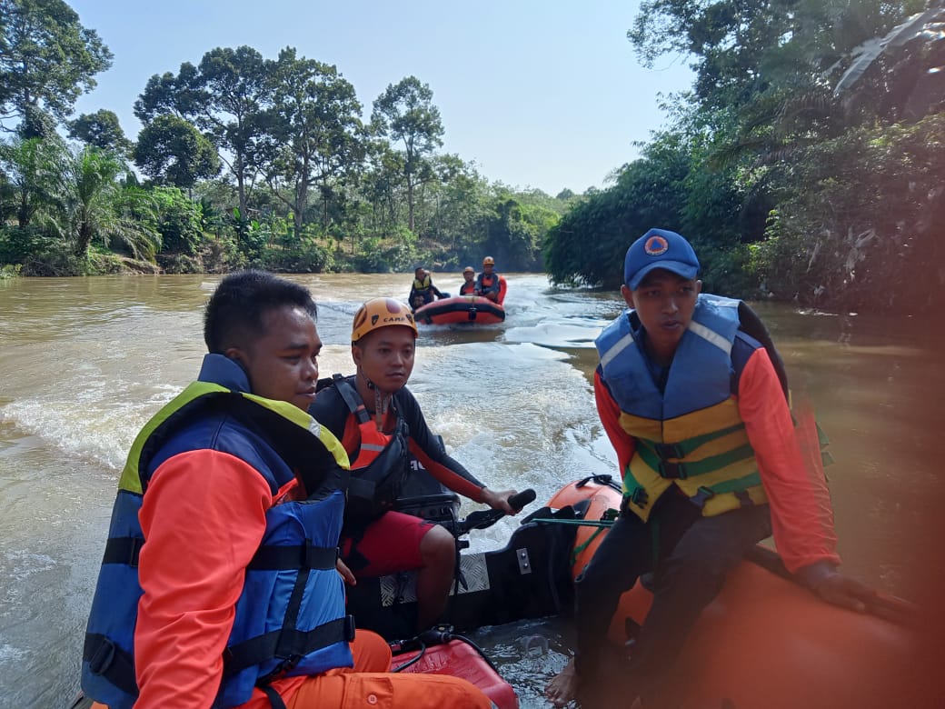 Hari Ketiga Pencarian Korban Tenggelam di Sungai Rupit Terus Dilanjutkan 