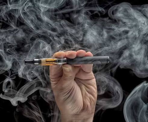 Waspadai! Dokter Ingatkan Bahaya Vape Bisa Merusak Pembuluh Darah