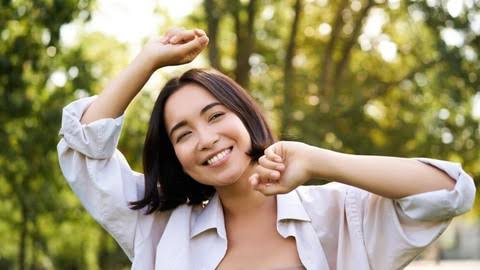 Inilah 5 Prinsip Hidup yang Bikin Bahagia Tanpa Harus Kaya Raya Menurut Ahli Psikologi