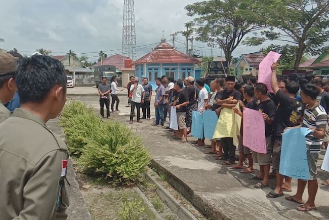 Sopir Truk di Muratara Minta Jalur Batu Bara Dibuka Lagi, Anggota DPRD Sebut Kewenangan Ada di Pemprov Sumsel