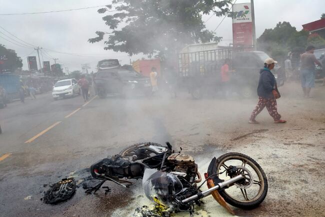 Warga Panik, Motor Terbakar di Depan SPBU Muara Rupit Muratara, Hidupkan Mesin Sambil Merokok Sambar Tangki 