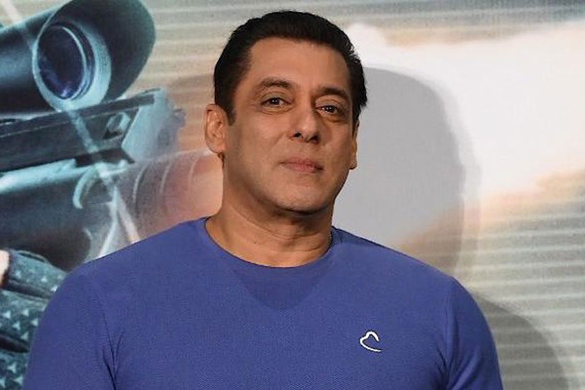 Salman Khan Kembali Diteror, Mobilnya Akan Diledakkan