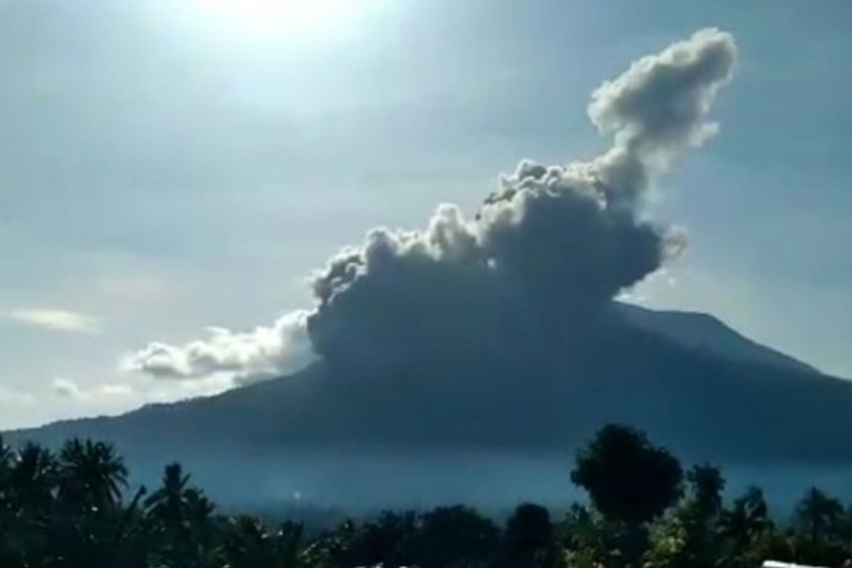 Gunung Lewotobi Erupsi, Ini Himbauan BPBD Flores Timur