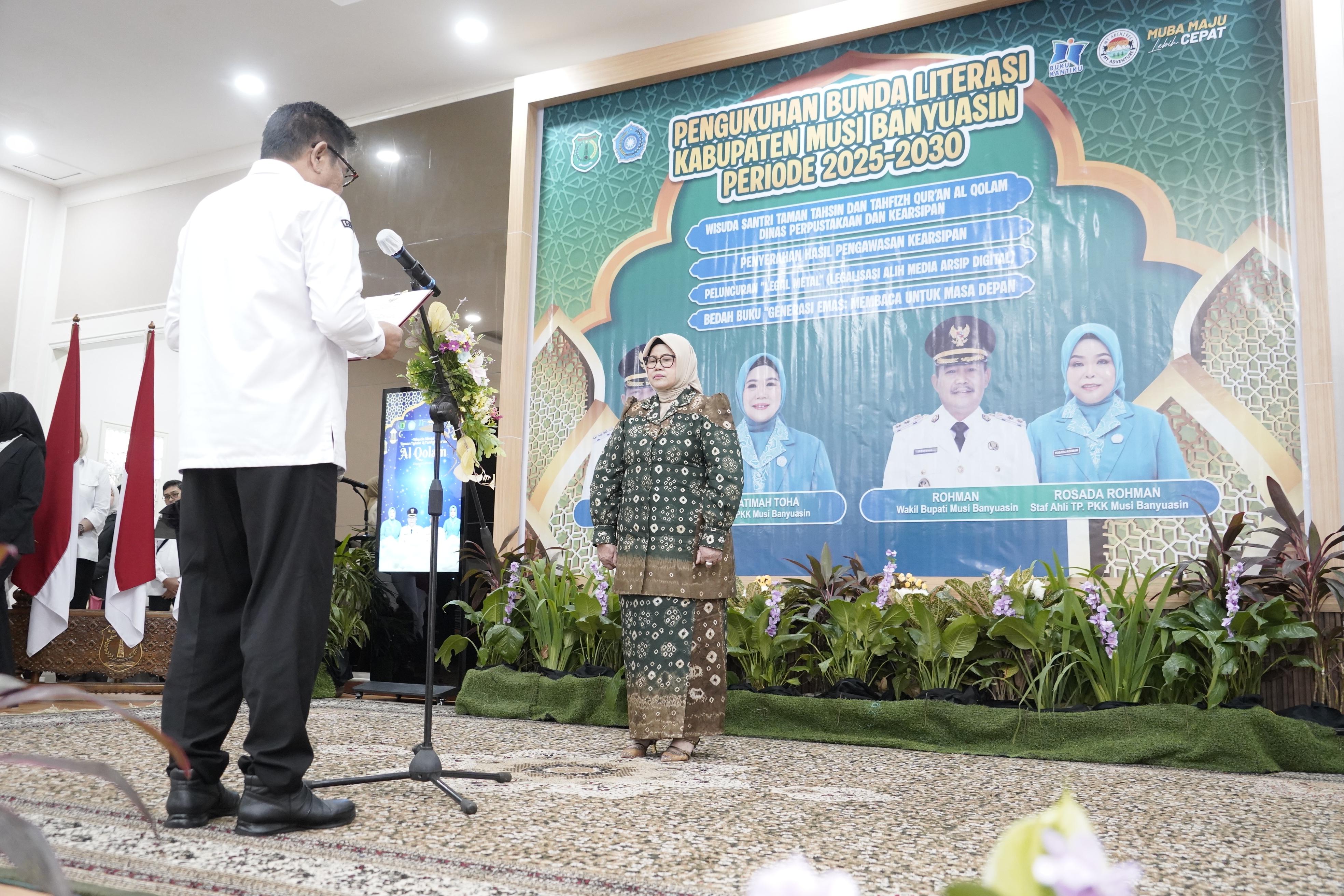 Patimah Toha Dikukuhkan Sebagai Bunda Literasi