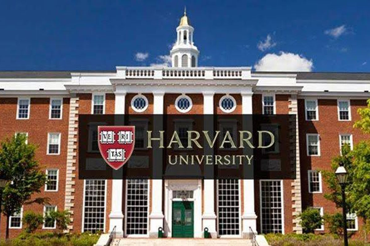 Donald Trump Larang Universitas Harvard Larang Menerima Mahasiswa Asing, Kampus Melawan