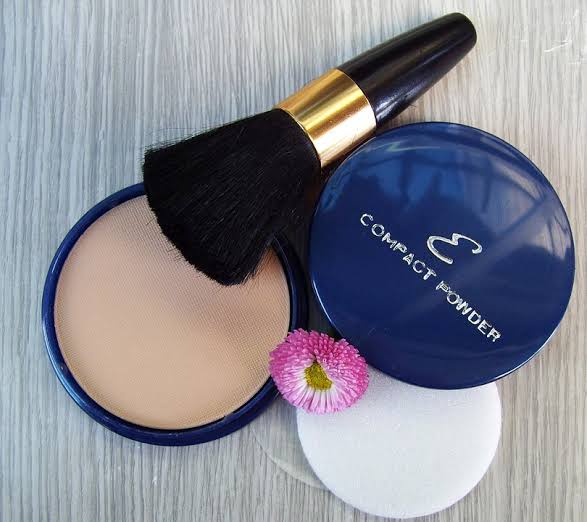 Rekomendasi Bedak Harga Terjangkau Tapi Bagus yang Cocok untuk Kulit Kusam dan Berflek Hitam