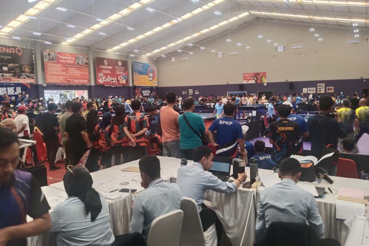 Pitstop Table Tennis Center Dipenuhi Penghobi Pingpong